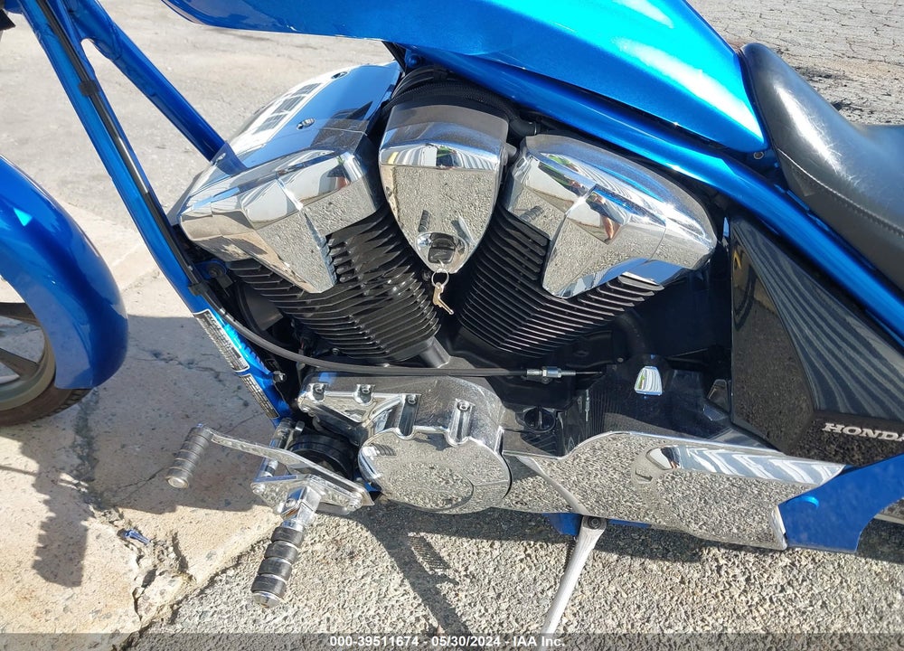 2016 HONDA VT1300 CX VIN: JH2SC6122GK100982