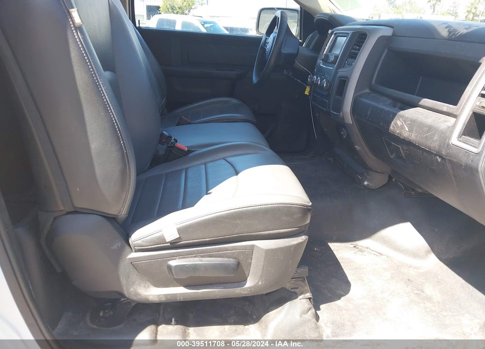 2021 RAM 1500 CLASSIC TRADESMAN REGULAR CAB 4X2 8' BOX VIN: 3C6JR6DG0MG536007