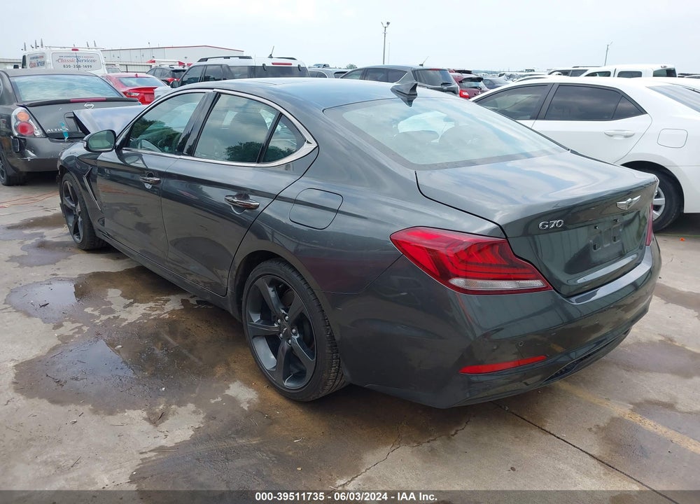 2020 GENESIS G70 2.0T RWD VIN: KMTG44LA0LU055576