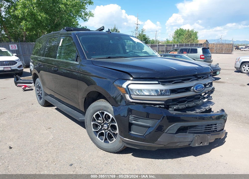 2024 FORD EXPEDITION XLT VIN: 1FMJU1J85REA18671