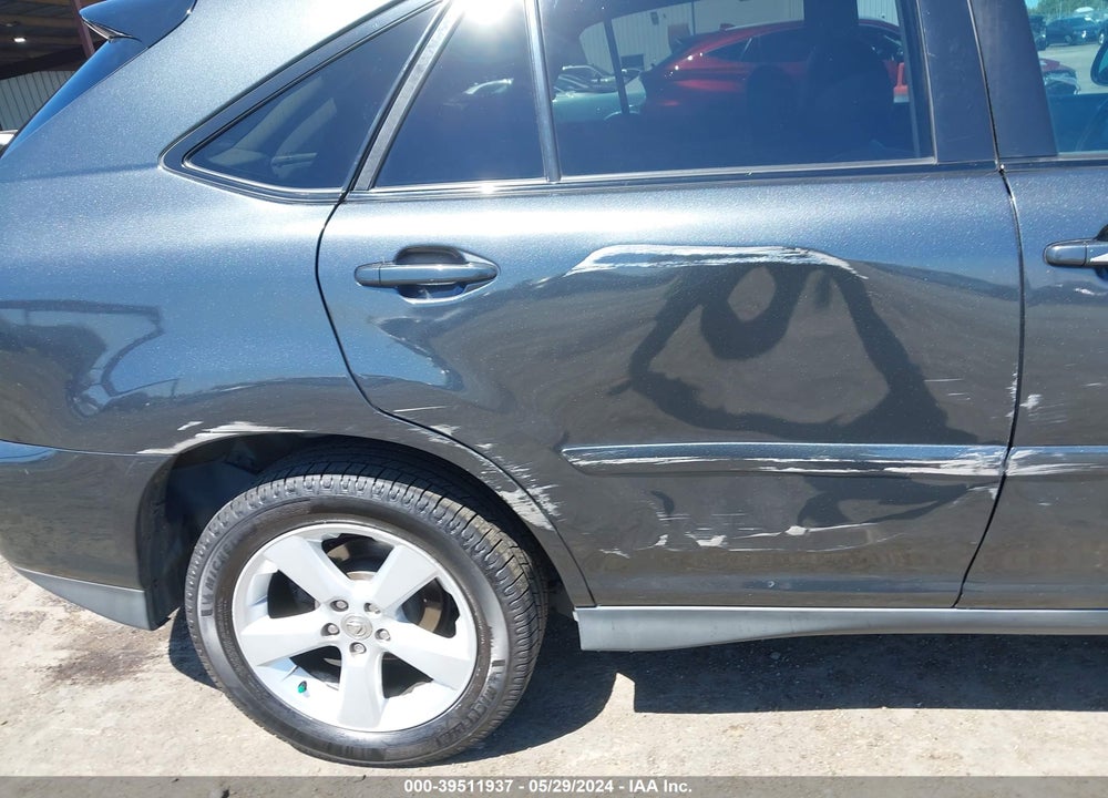 2005 LEXUS RX 330 VIN: 2T2HA31U15C040731
