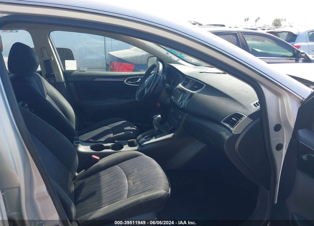 2017 NISSAN SENTRA SV VIN: 3N1AB7AP8HL694117