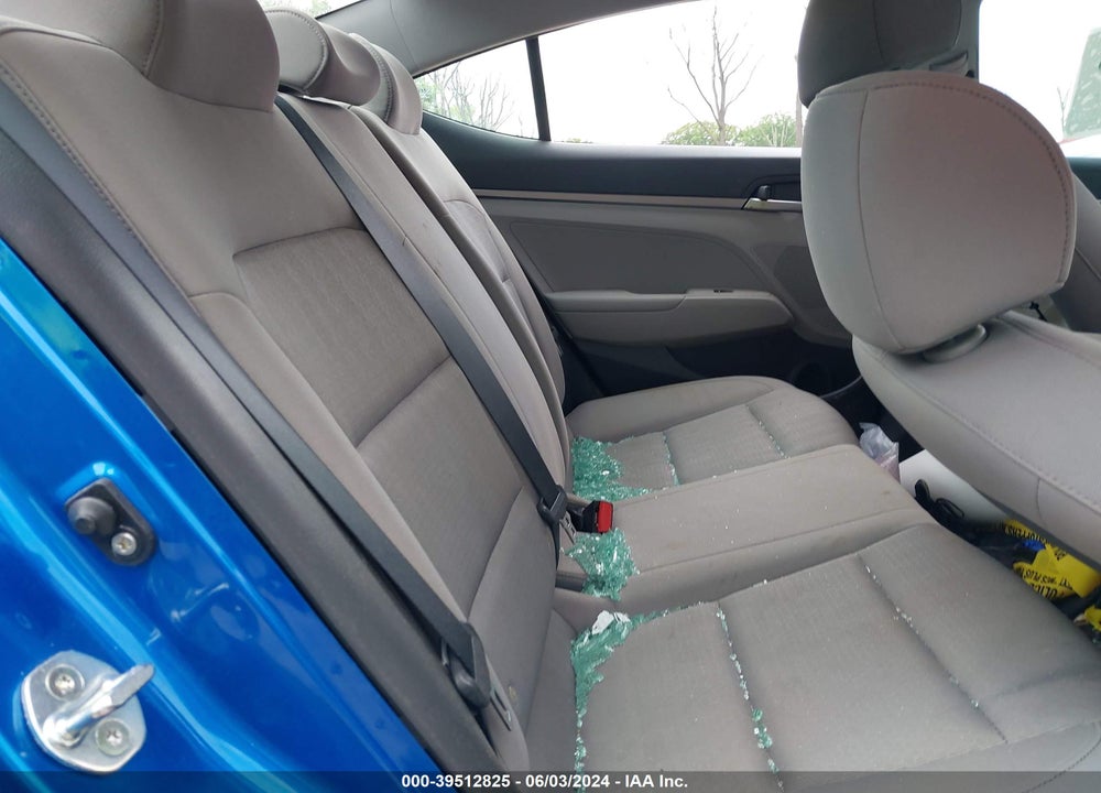 2017 HYUNDAI ELANTRA SE VIN: KMHD74LF9HU422286