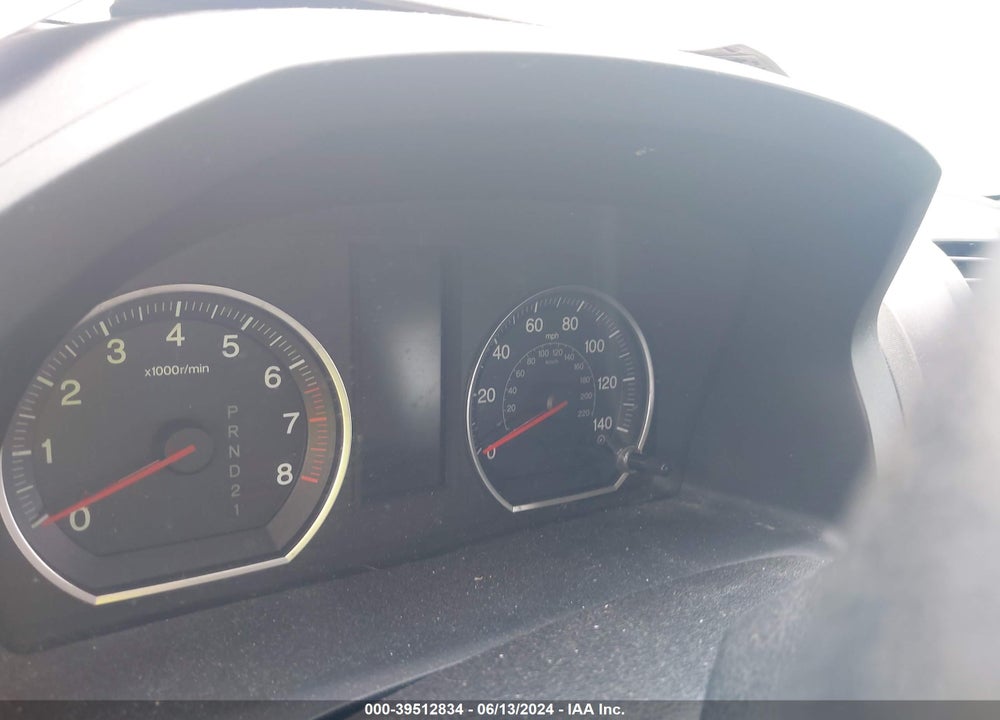 2008 HONDA CR-V LX VIN: JHLRE48398C077252