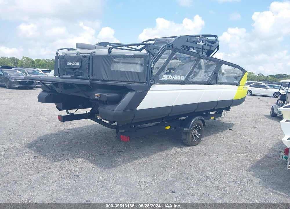 2022 SEADOO PERSONAL WATERCRAFT VIN: YDV80731D222
