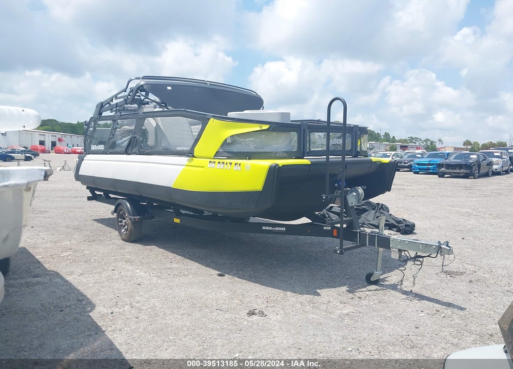 2022 SEADOO PERSONAL WATERCRAFT VIN: YDV80731D222
