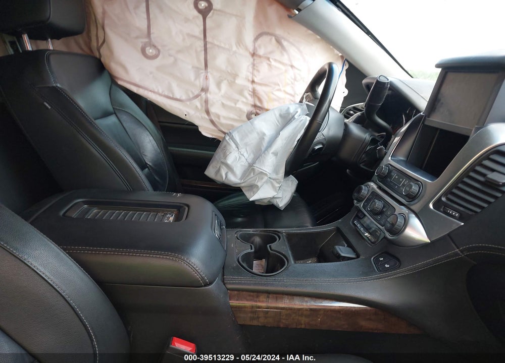 2017 CHEVROLET SUBURBAN VIN: 1GNSKHKC5HR227580