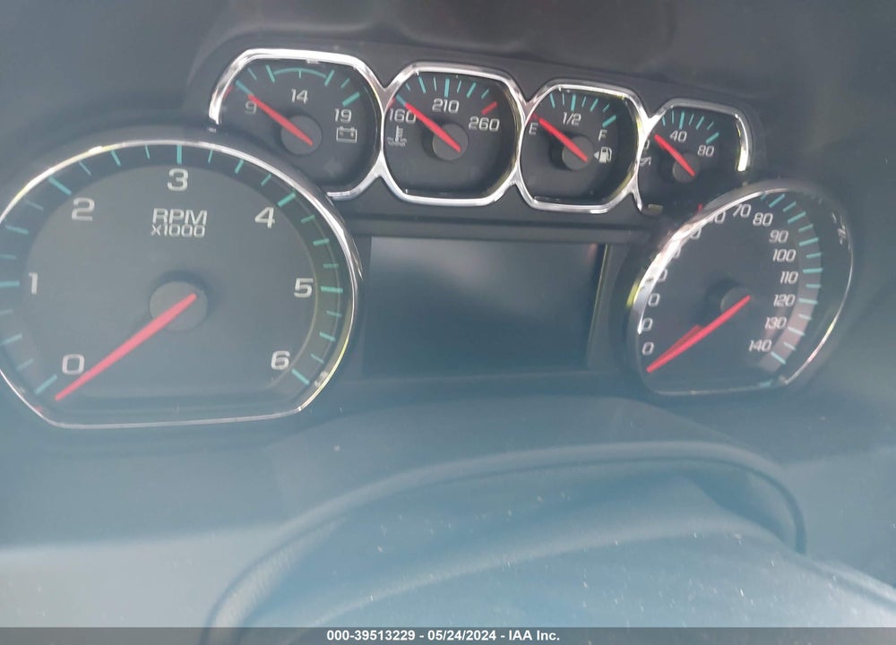 2017 CHEVROLET SUBURBAN VIN: 1GNSKHKC5HR227580