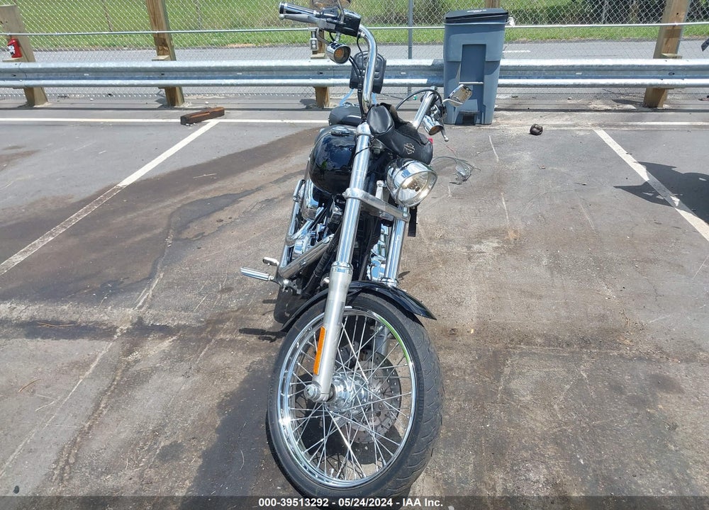 2007 HARLEY-DAVIDSON FXDWG VIN: 1HD1GP4137K319613