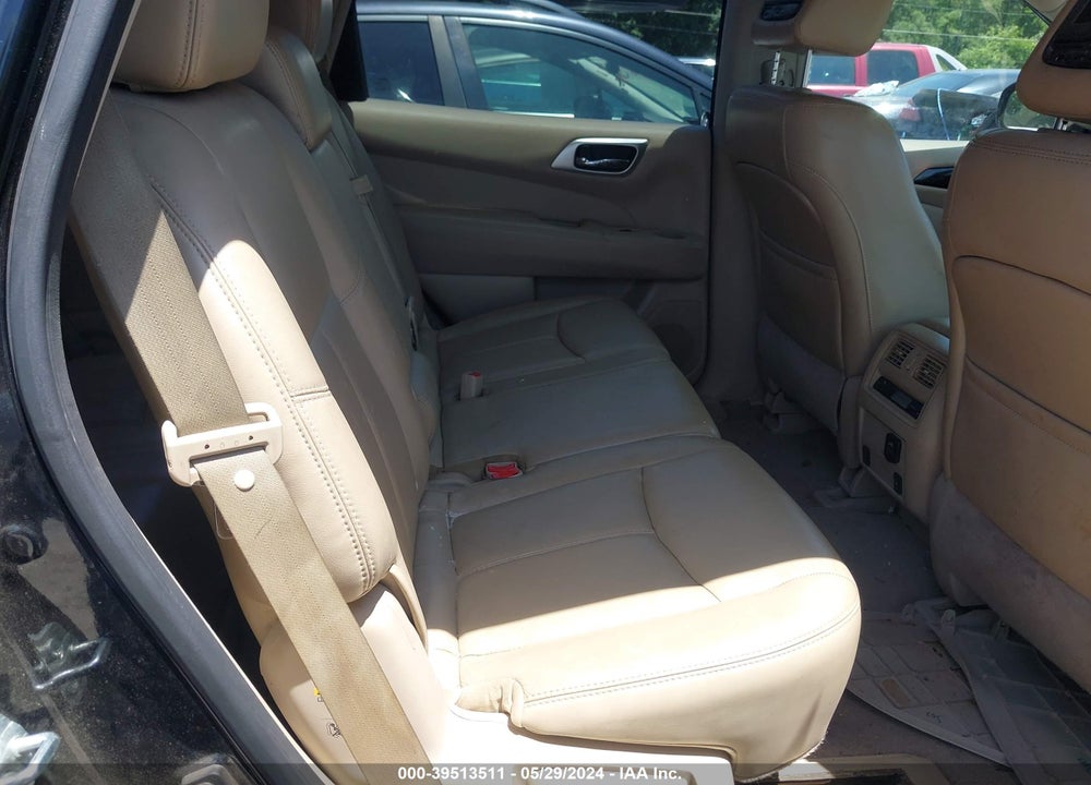2014 NISSAN PATHFINDER SL VIN: 5N1AR2MM8EC611561