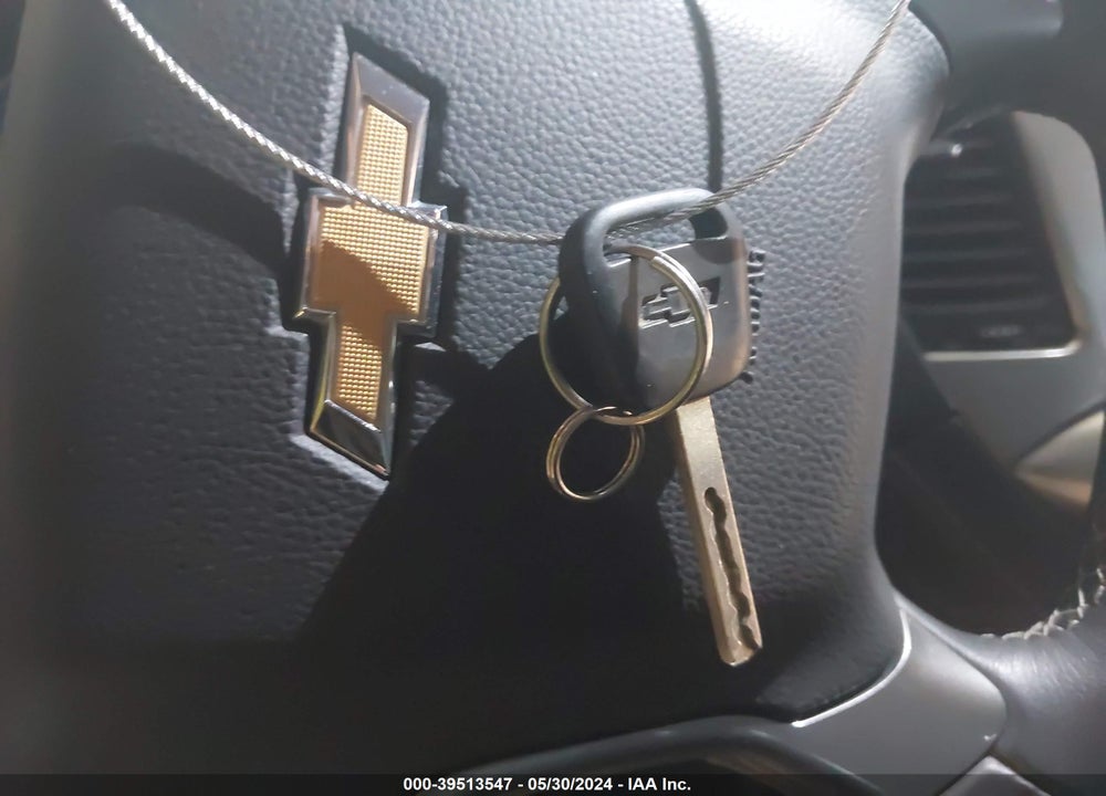2015 CHEVROLET SUBURBAN 1500 LT VIN: 1GNSKJKC5FR594497
