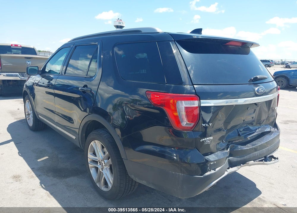 2016 FORD EXPLORER XLT VIN: 1FM5K8D88GGA24350