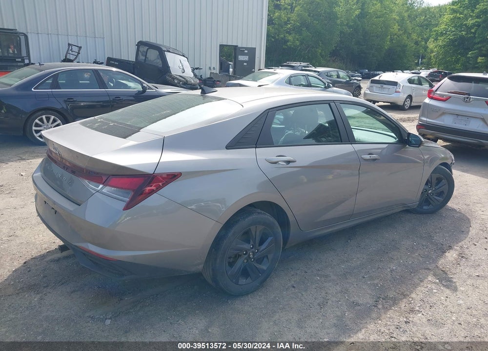 2021 HYUNDAI ELANTRA SEL VIN: KMHLS4AG2MU104462