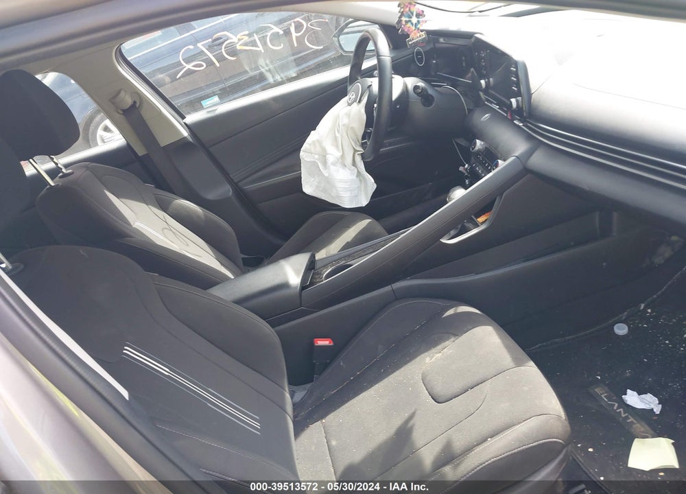 2021 HYUNDAI ELANTRA SEL VIN: KMHLS4AG2MU104462