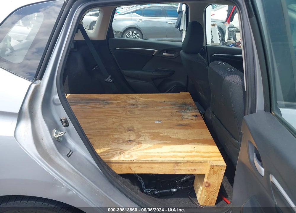 2020 HONDA FIT LX VIN: 3HGGK5H40LM700357