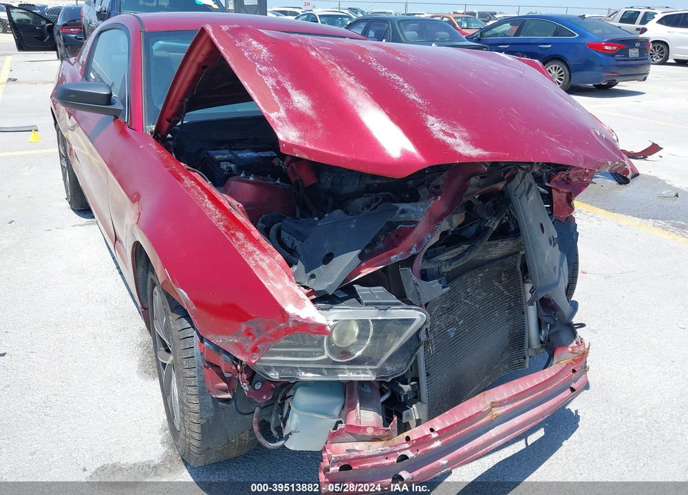 2014 FORD MUSTANG V6 VIN: 1ZVBP8AM4E5251079