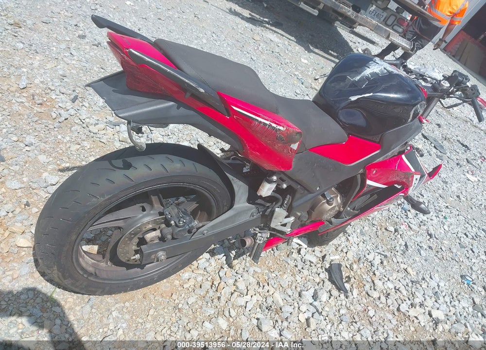 2019 HONDA CBR300 R VIN: MLHNC510XK5500193