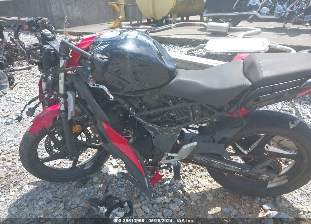 2019 HONDA CBR300 R VIN: MLHNC510XK5500193