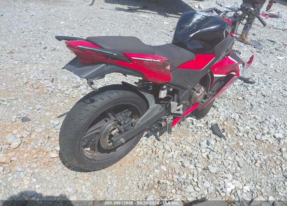 2019 HONDA CBR300 R VIN: MLHNC510XK5500193
