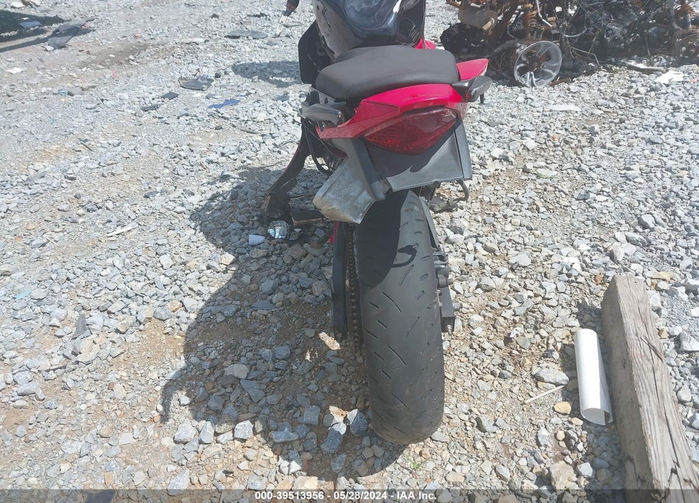 2019 HONDA CBR300 R VIN: MLHNC510XK5500193