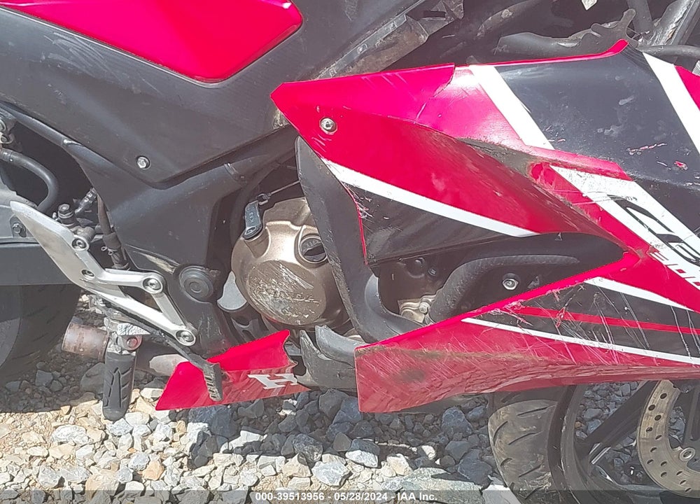 2019 HONDA CBR300 R VIN: MLHNC510XK5500193