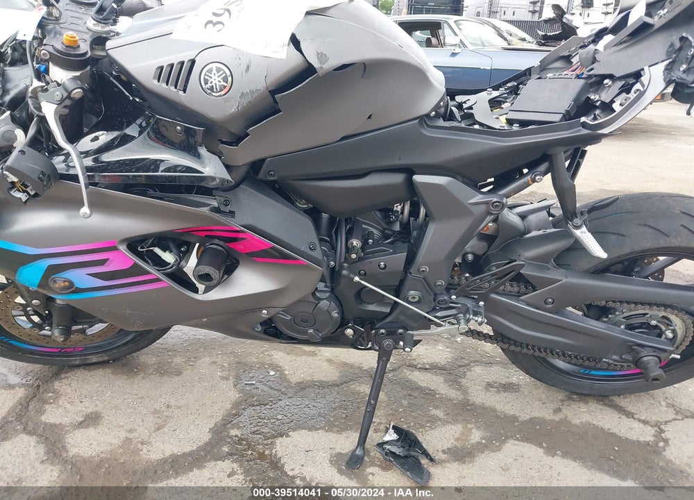 2024 YAMAHA YZFR7 VIN: JYARM38E3RA010327