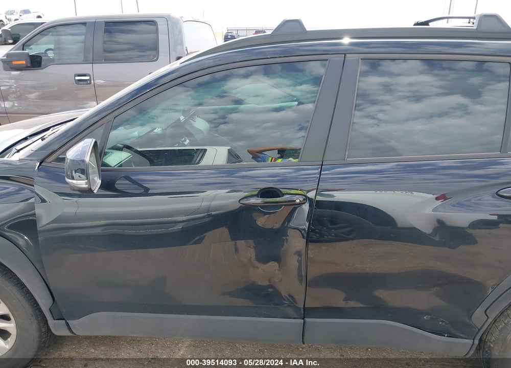 2023 TOYOTA COROLLA CROSS LE VIN: 7MUCAAAG4PV048562