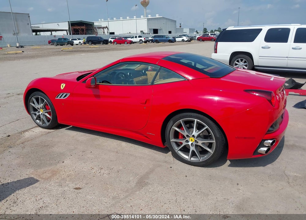 2014 FERRARI CALIFORNIA VIN: ZFF65TJA5E0202023