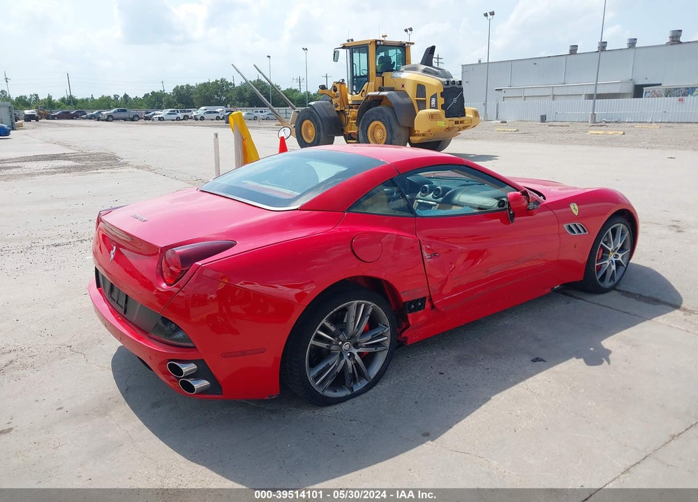 2014 FERRARI CALIFORNIA VIN: ZFF65TJA5E0202023