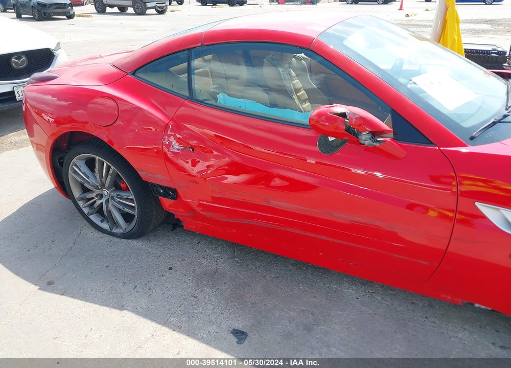 2014 FERRARI CALIFORNIA VIN: ZFF65TJA5E0202023