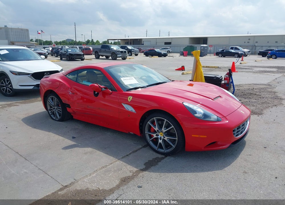 2014 FERRARI CALIFORNIA VIN: ZFF65TJA5E0202023