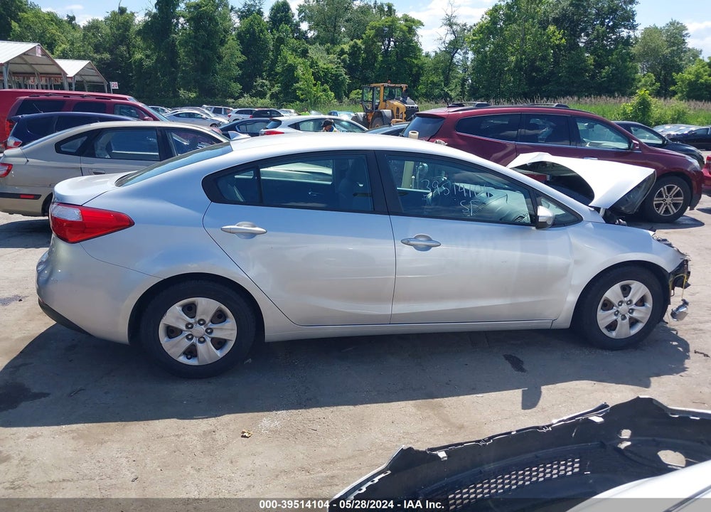 2015 KIA FORTE LX VIN: KNAFK4A68F5377151