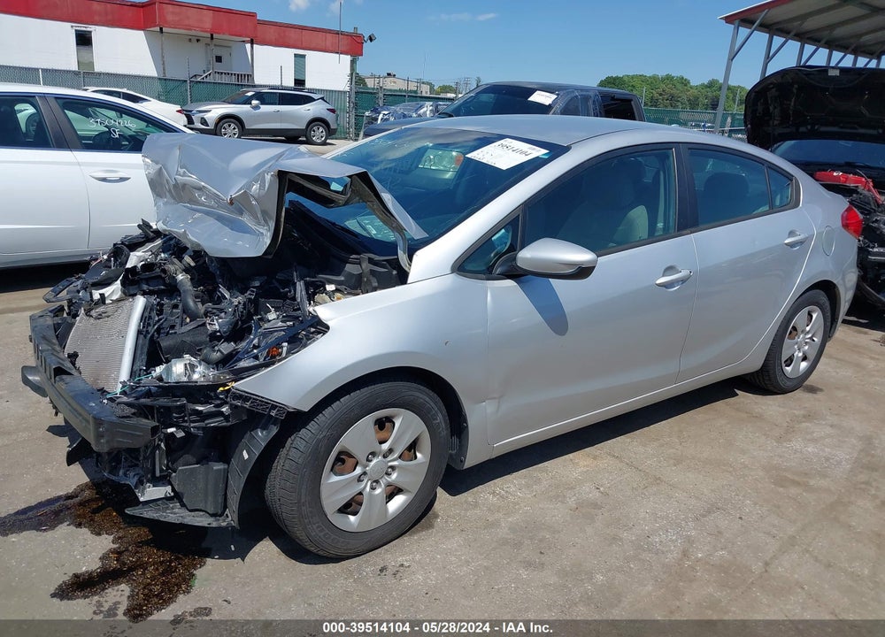 2015 KIA FORTE LX VIN: KNAFK4A68F5377151