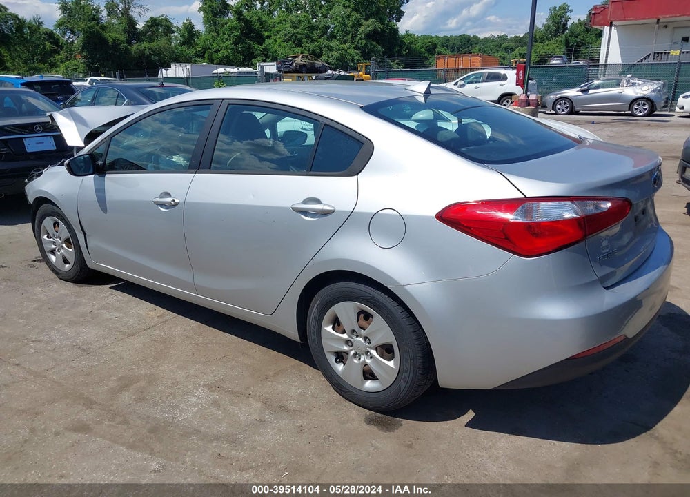 2015 KIA FORTE LX VIN: KNAFK4A68F5377151