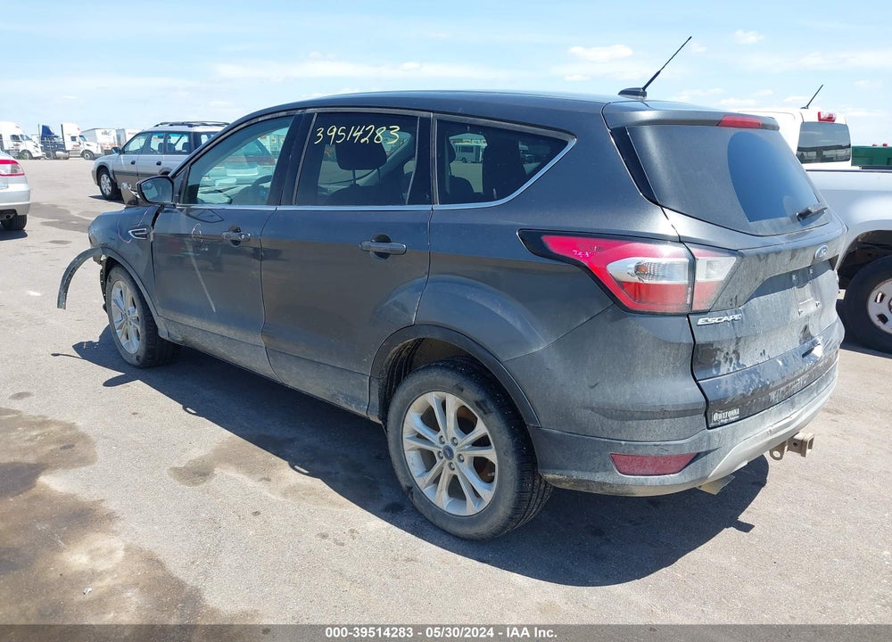 2017 FORD ESCAPE SE VIN: 1FMCU9G92HUE47939