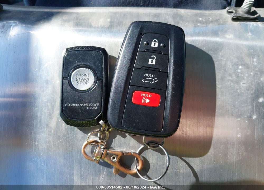 2022 TOYOTA RAV4 XLE PREMIUM HYBRID VIN: JTMB6RFV3ND067027