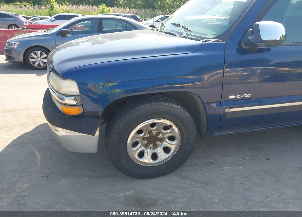 2002 CHEVROLET SILVERADO 1500 LS VIN: 2GCEC19VX21278395