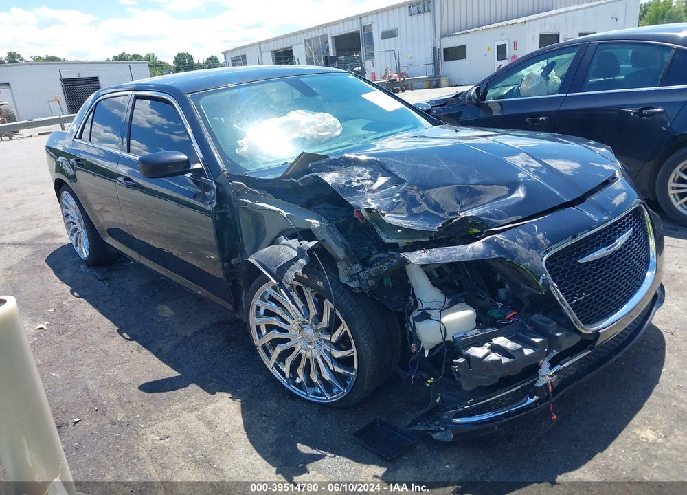 2016 CHRYSLER 300 LIMITED VIN: 2C3CCAAG0GH260737