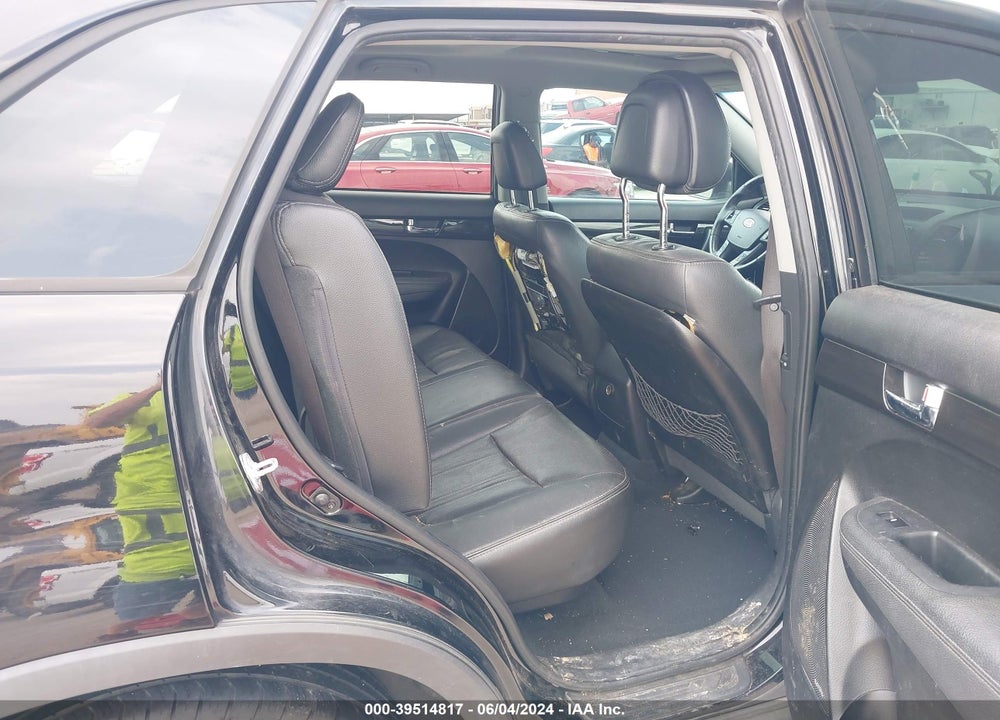 2012 KIA SORENTO EX V6 VIN: 5XYKU4A22CG233946