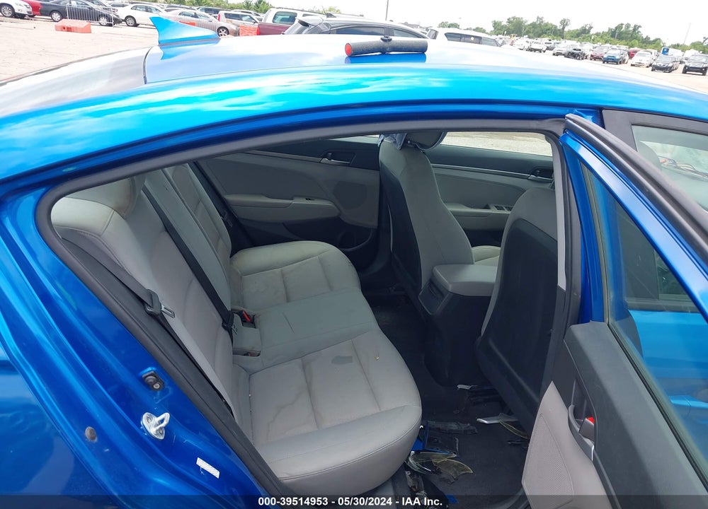 2017 HYUNDAI ELANTRA SE VIN: KMHD74LF9HU118455