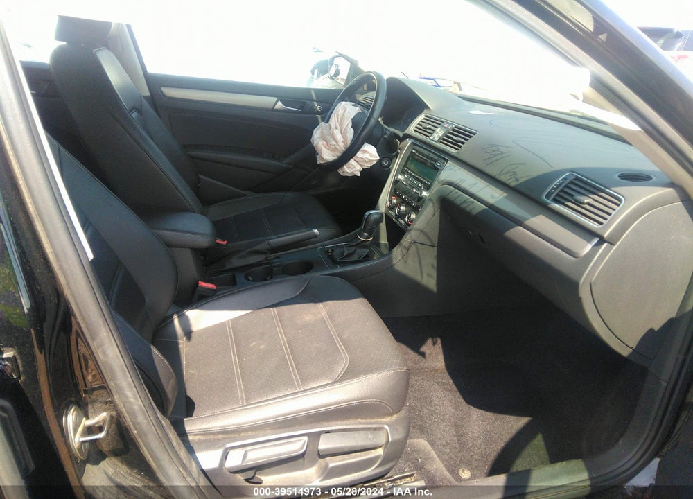 2014 VOLKSWAGEN PASSAT 1.8T WOLFSBURG EDITION VIN: 1VWAT7A32EC117420