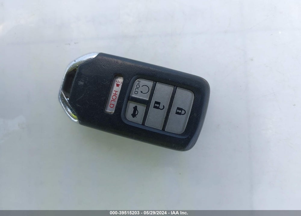 2016 HONDA ACCORD EX-L VIN: 1HGCR2F82GA018954