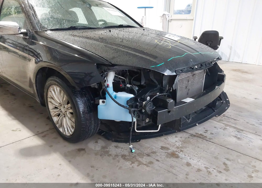 2011 CHRYSLER 200 LIMITED VIN: 1C3BC2FG0BN518023