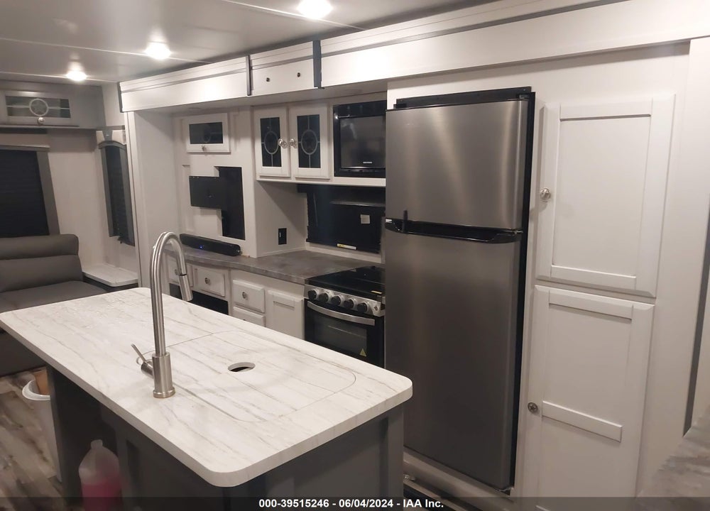 2024 CROSS COUNTRY TEXAN 34RE VIN: 4YDTTXS23R6369003