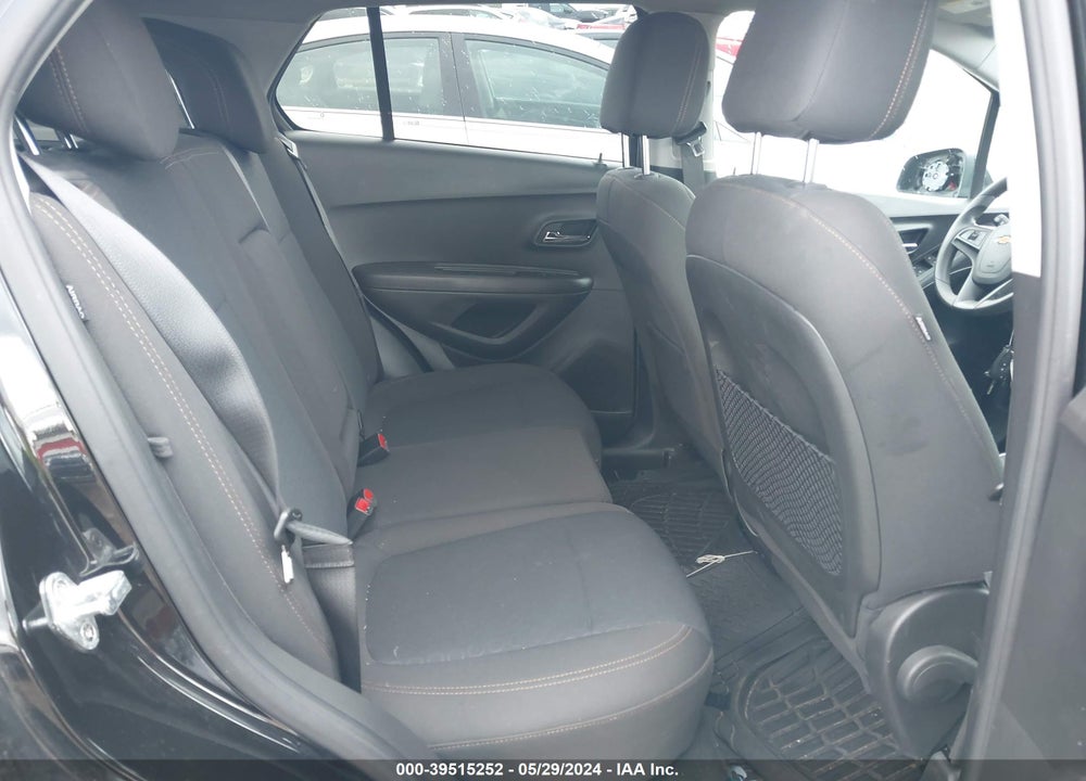 2020 CHEVROLET TRAX AWD LS VIN: KL7CJNSB4LB066692