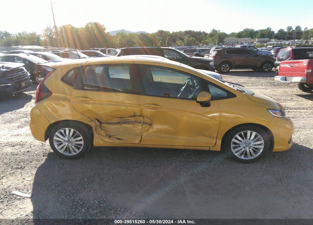 2018 HONDA FIT EX VIN: 3HGGK5H84JM731451