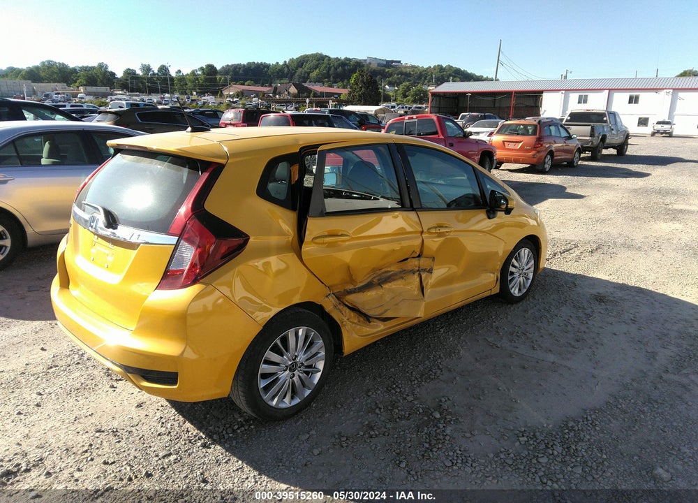 2018 HONDA FIT EX VIN: 3HGGK5H84JM731451