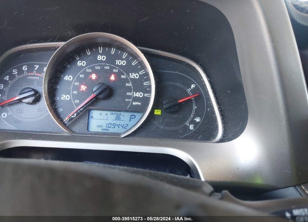 2013 TOYOTA RAV4 XLE VIN: 2T3WFREV1DW041529