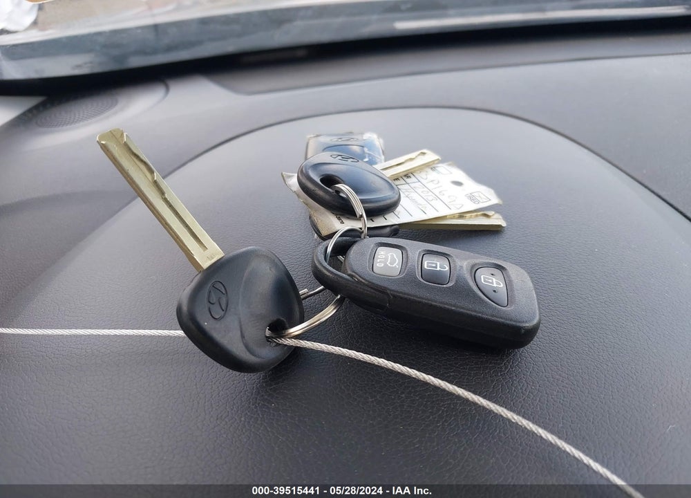 2013 HYUNDAI SONATA GLS VIN: 5NPEB4AC3DH559292
