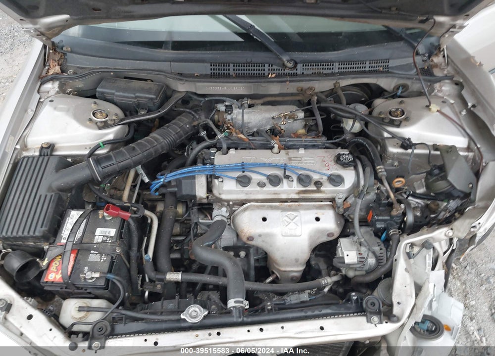 1998 HONDA ACCORD LX VIN: 1HGCG5645WA139027